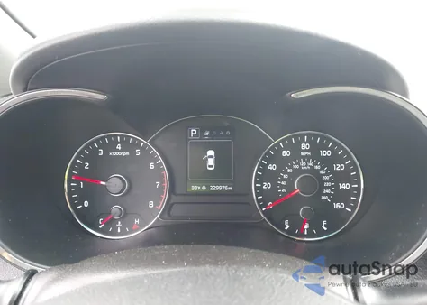 2017 Kia Forte S из США, поврежденный, VIN 3KPFL4A73HE075363